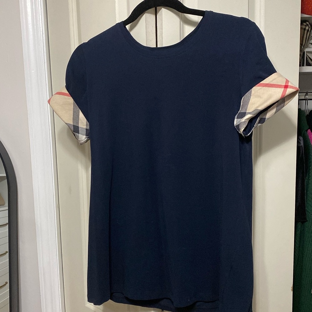 Authentic burberry tee shirt